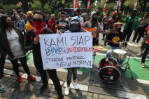 Kehilangan Mata Pencaharian...