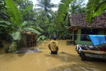Ratusan Rumah di Ciamis...