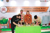 Bank DKI dan Pramuka...