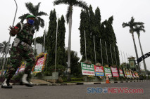 Dukung Pembubaran FPI,...