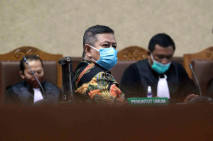 Sidang Pleidoi, Tommy...