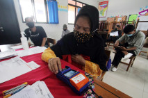 Warga Jakarta Mulai...