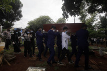 Kerabat dan Rekan Kerja...