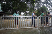 Jalan Tendean Banjir,...