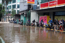 Jalan Warung Jati Barat...