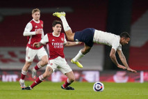 Libas Arsenal 1-0, Manchester...