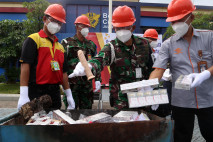 Bea Cukai Juanda Musnahkan...