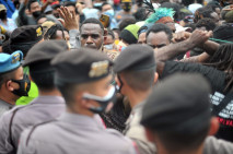Langgar Prokes, Polisi...