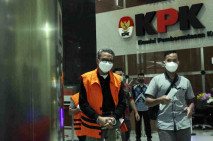 Pemeriksaan Perdana...