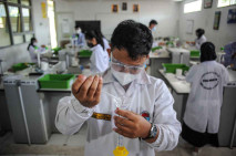 Persiapan Uji Kompetensi...