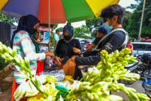 Kembali Ramai Peziarah,...