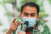 Azis Syamsuddin Minta...