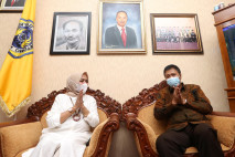 Adik Bungsu Mahfud MD...