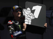 Fabio Quartararo Juarai...