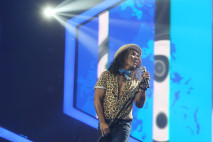 Buka Grand Final Indonesian...