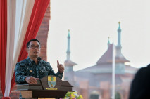 Ridwan Kamil Resmikan...
