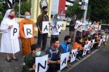Tokoh Lintas Agama di...