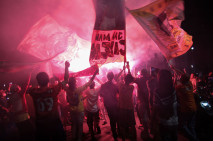 Persija Juara Piala...