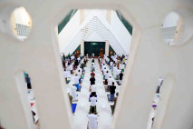 Sholat Idul Fitri di...