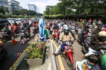Hari Kedua Lebaran,...