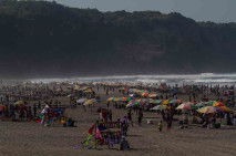 Menghabiskan Sisa Libur...