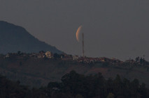 Gerhana Bulan Total...