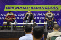 Diskusi Empat Pilar:...