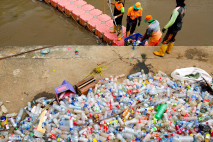 Sampah Botol Plastik...