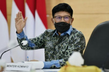 Menkominfo Instruksikan...
