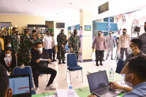 Panglima TNI dan Kapolri...