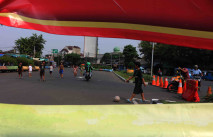 Bermain Bola di Jalan...