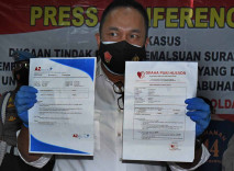 Polisi Ungkap Pemalsuan...