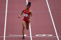 Sprinter Alvin Tehupeiory...