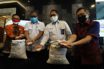 Bulog Lanjutkan Program...