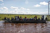 Banjir Luapan Sungai...