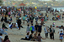 Bali Turun ke PPKM Level...