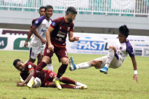 Persita Imbangi Borneo...