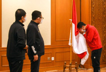 Pelepasan Timnas Indonesia...