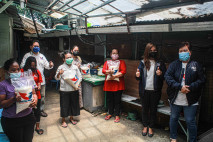 HUT ke-7, Perindo Bagikan...