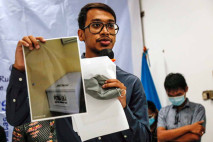 Proses Identifikasi...