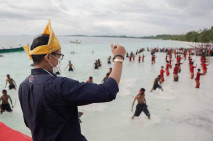 Sandiaga Uno : Berwisatalah...