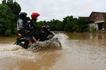 Banjir Rendam Sejumlah...