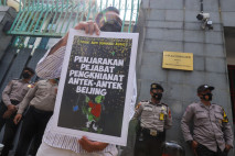 Aksi Dukung Pemutusan...