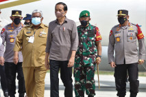 Tiba di Kendari, Jokowi...