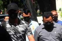 Masih Berlanjut, Ajudan...