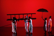 Pementasan Teater Under...