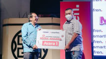 Smartfren Beri Penghargaan...