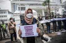 Jurnalis Tolak Pasal...
