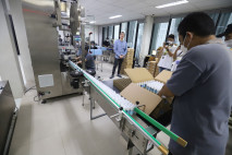 Melihat Proses Produksi...