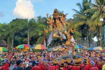 Kembali Digelar, Parade...